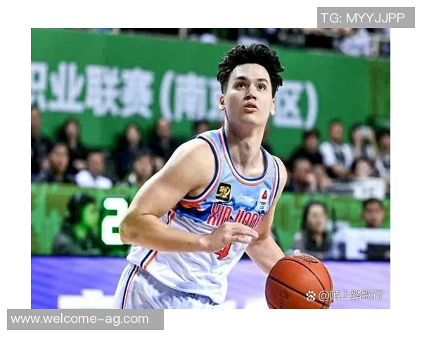 齐麟替补发威表现出色单节独得7分助力球队逆转局势